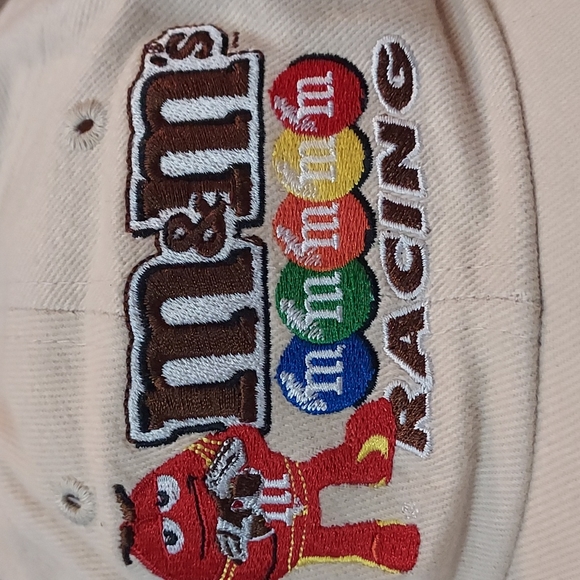 NWOT M&Ms Racing #18 ballxap - Picture 2 of 4